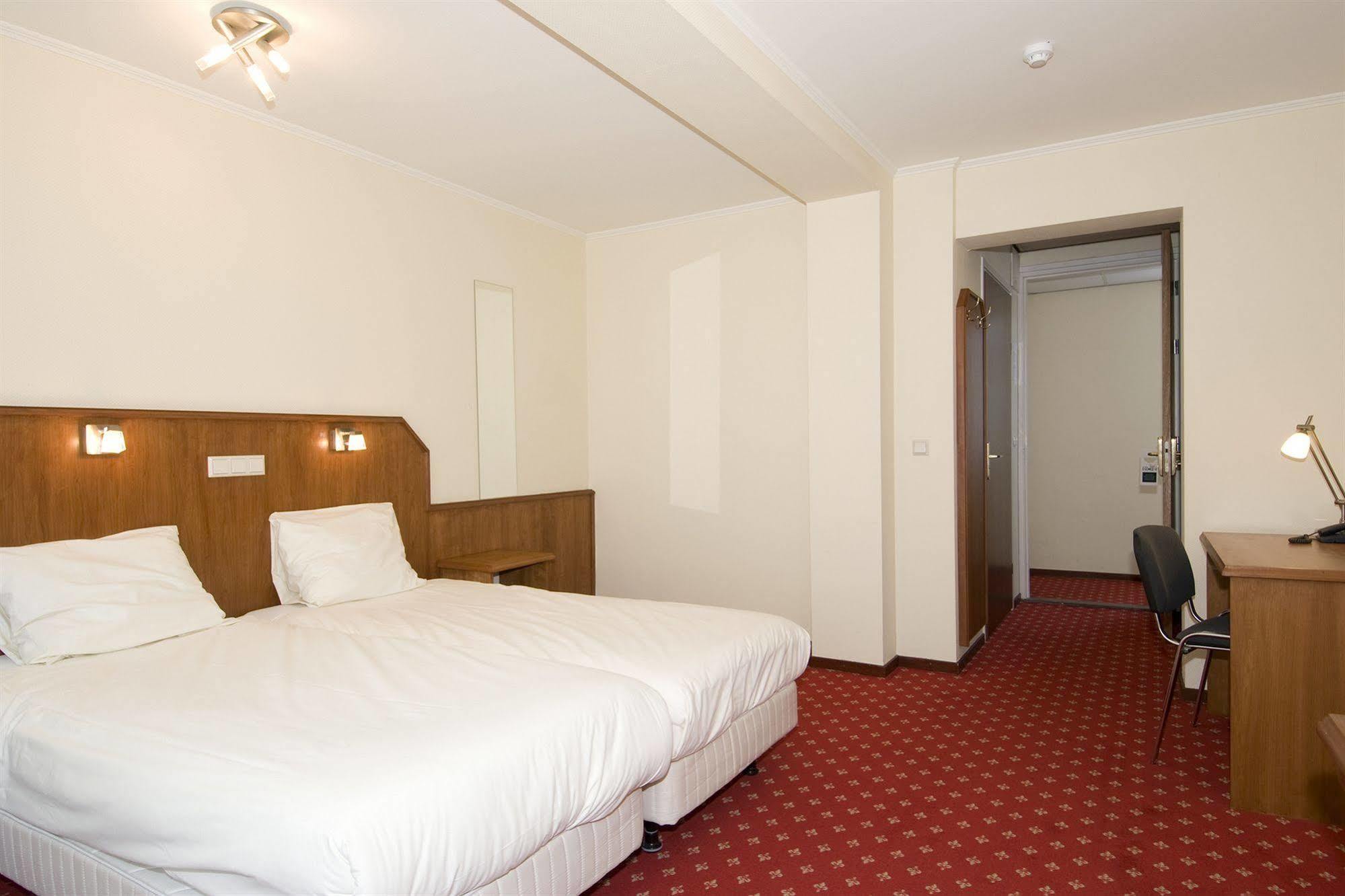 Hotel Riche Valkenburg aan de Geul Bagian luar foto
