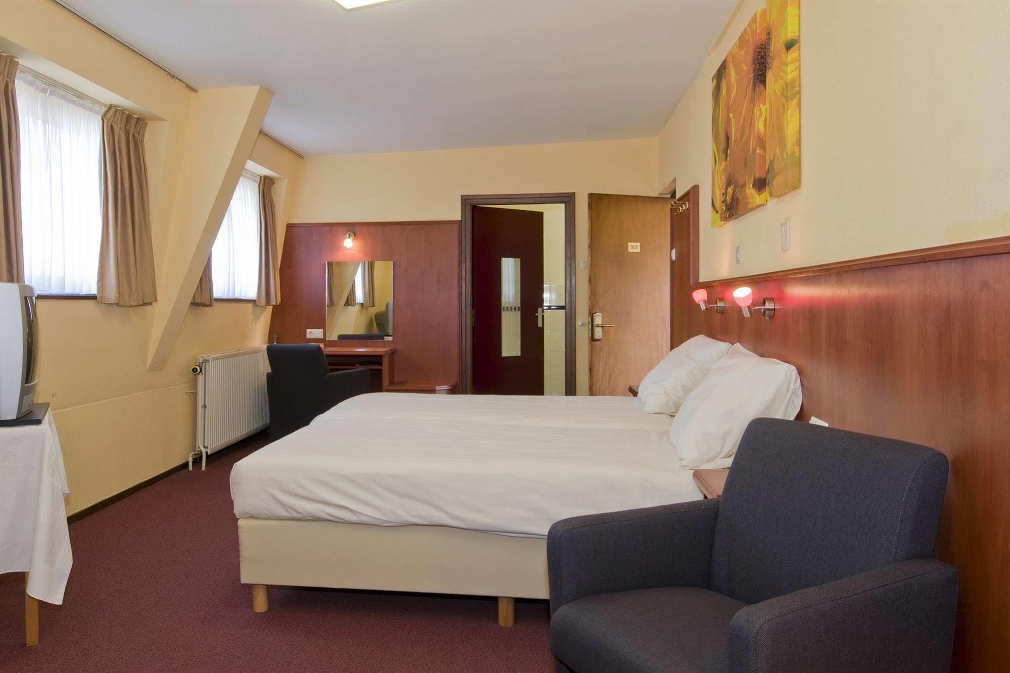Hotel Riche Valkenburg aan de Geul Bagian luar foto