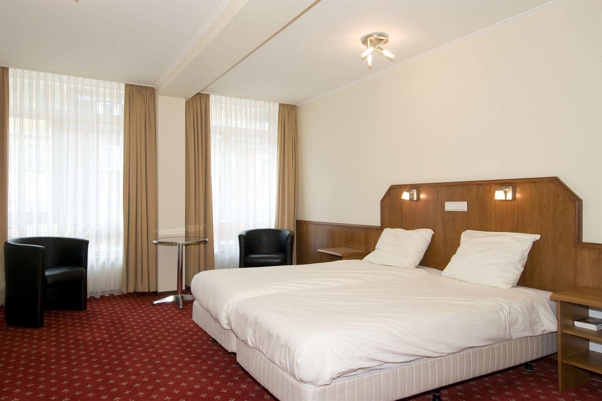 Hotel Riche Valkenburg aan de Geul Bagian luar foto
