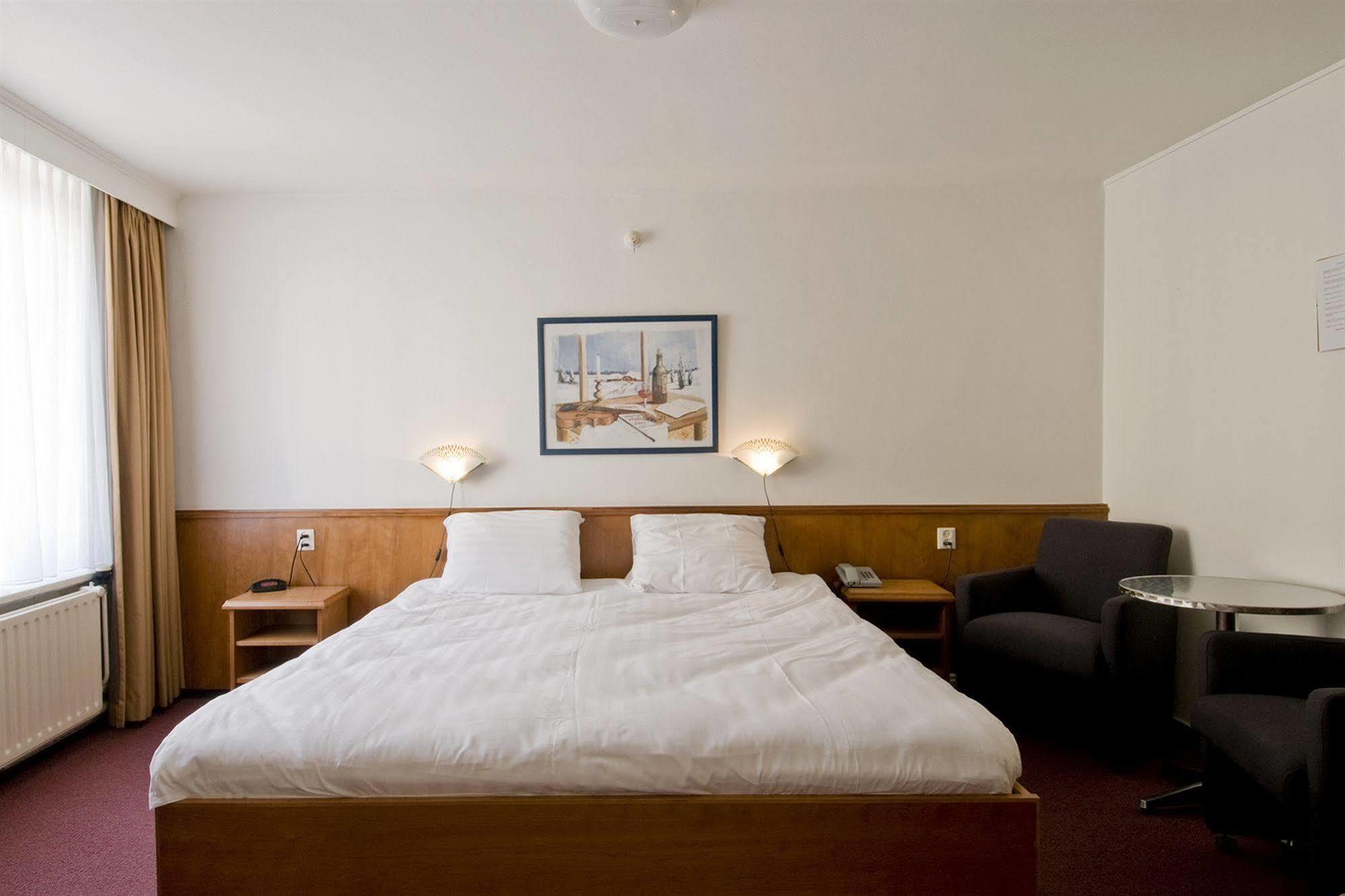 Hotel Riche Valkenburg aan de Geul Bagian luar foto